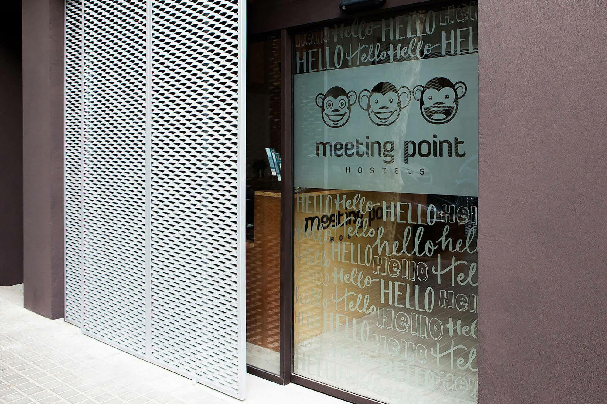 Meeting Point Hostal